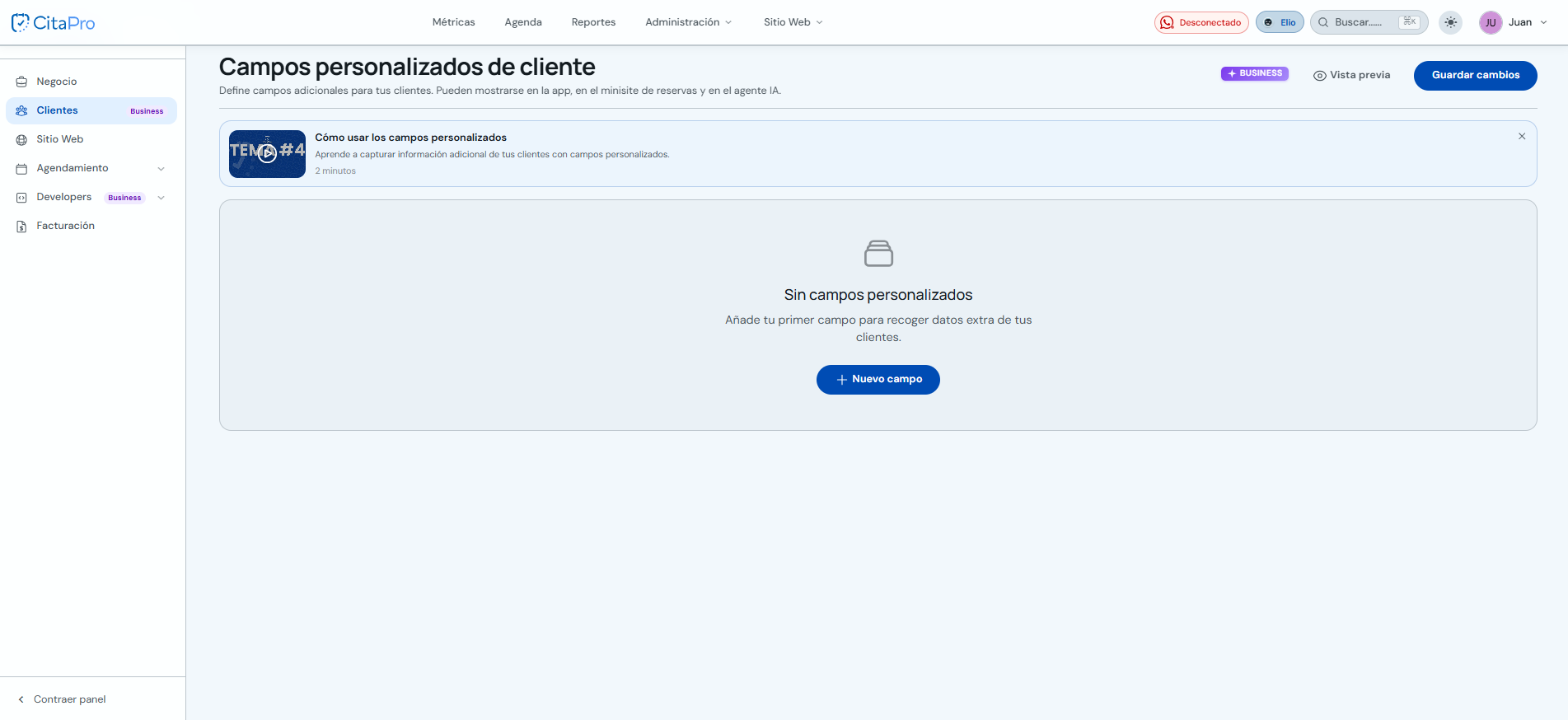 Pantalla de campos personalizados de cliente con botón Nuevo campo